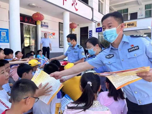 法治宣傳共促市場(chǎng)安全——中廠市場(chǎng)監(jiān)管所開展法律咨詢活動(dòng)